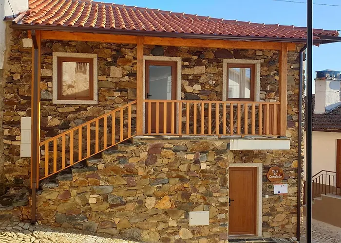 Casa Do Condado Feriehus Vilarinho (Braganca)